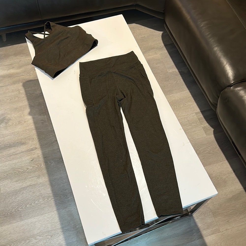 Vouri set